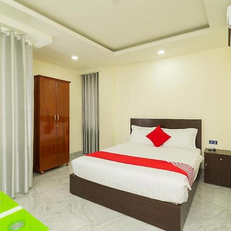 Oyo 176 374 Hotel Nha Trang Luaran gambar
