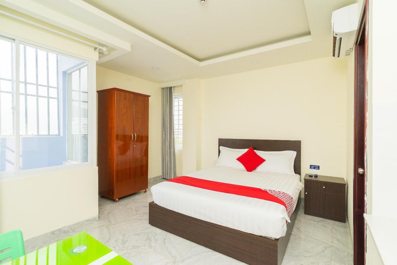 Oyo 176 374 Hotel Nha Trang Luaran gambar