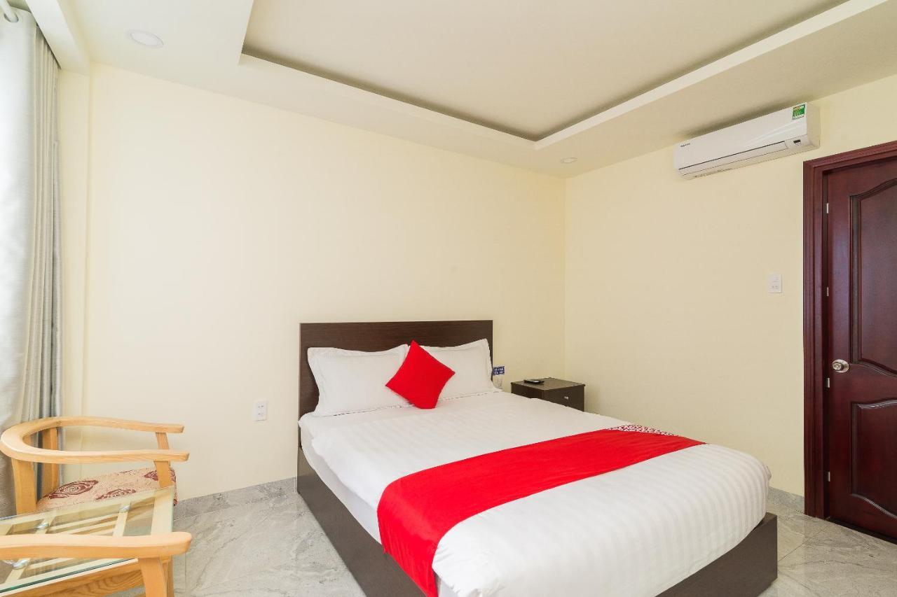 Oyo 176 374 Hotel Nha Trang Luaran gambar