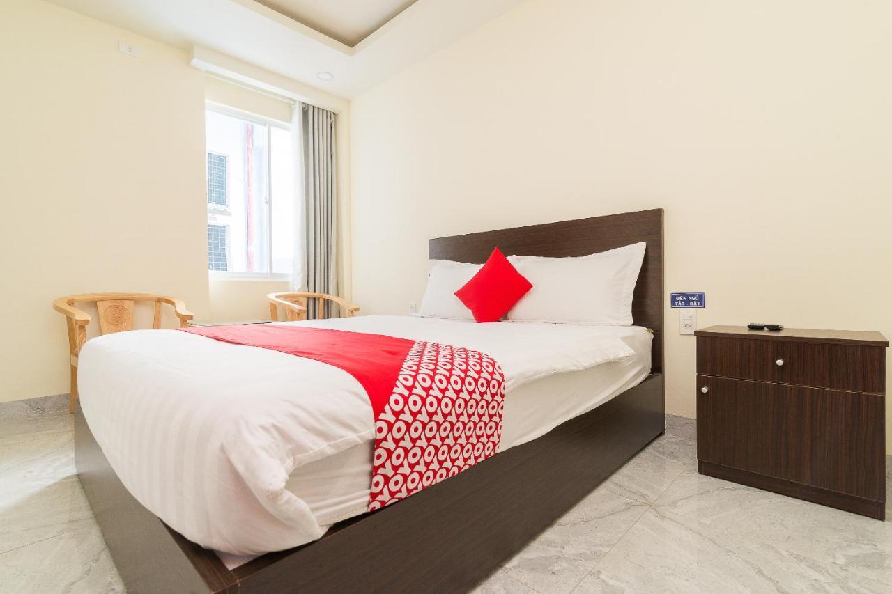 Oyo 176 374 Hotel Nha Trang Luaran gambar